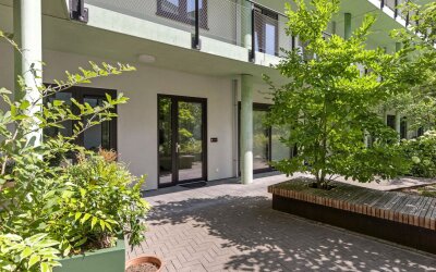Busschutten. 13-A09
