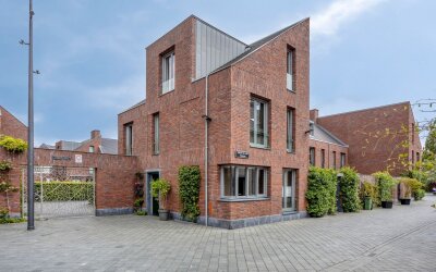 Achter de o. 1