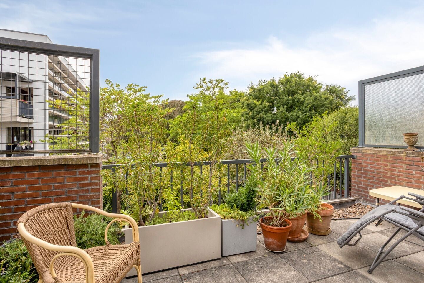 Tussenwoning te koop: Sint Monulphusweg 10, Maastricht