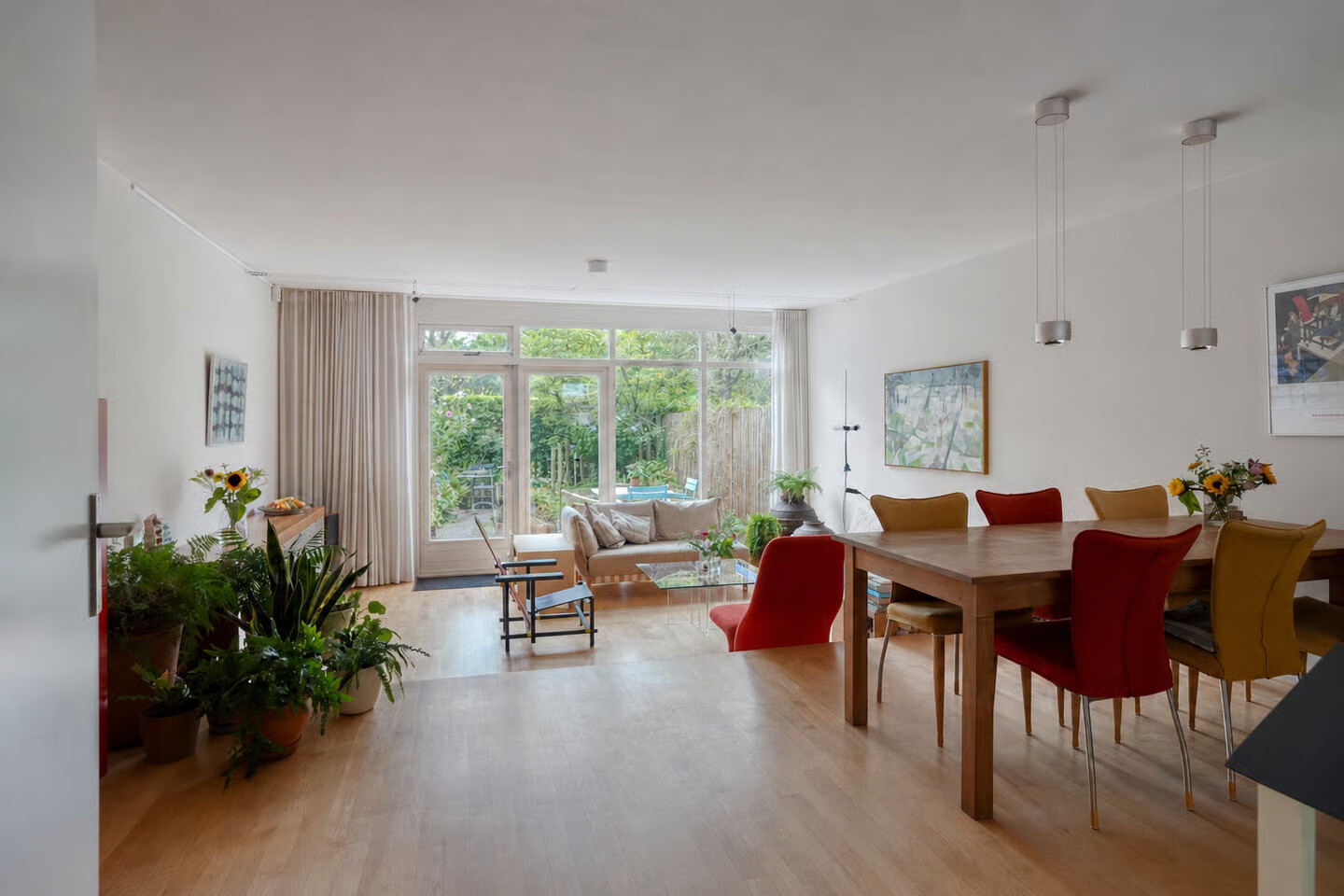 Tussenwoning te koop: Sint Monulphusweg 10, Maastricht