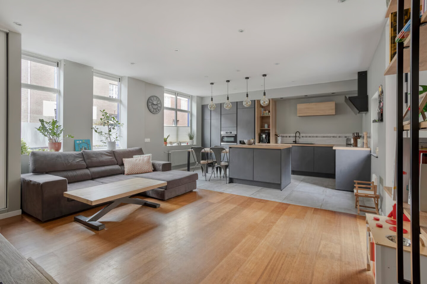 Tussenwoning te koop: Notgerusweg 1, Maastricht