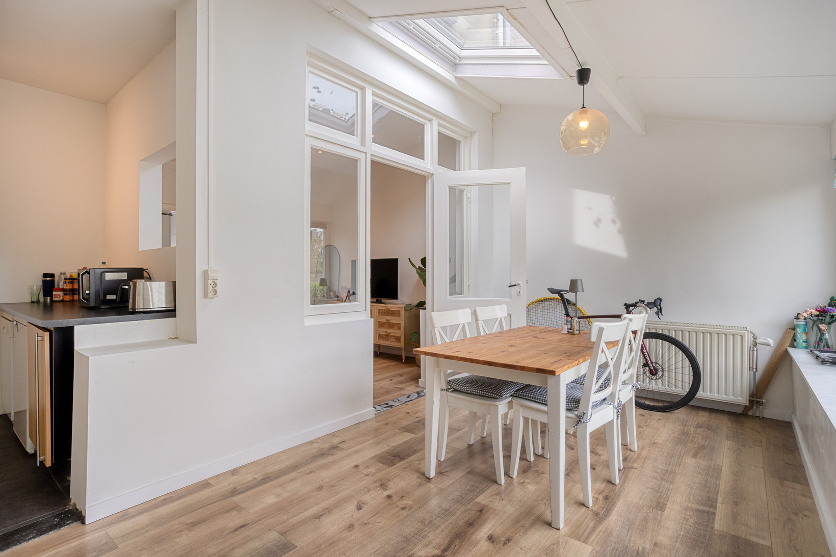 Tussenwoning te koop: Observantenweg 13, Maastricht