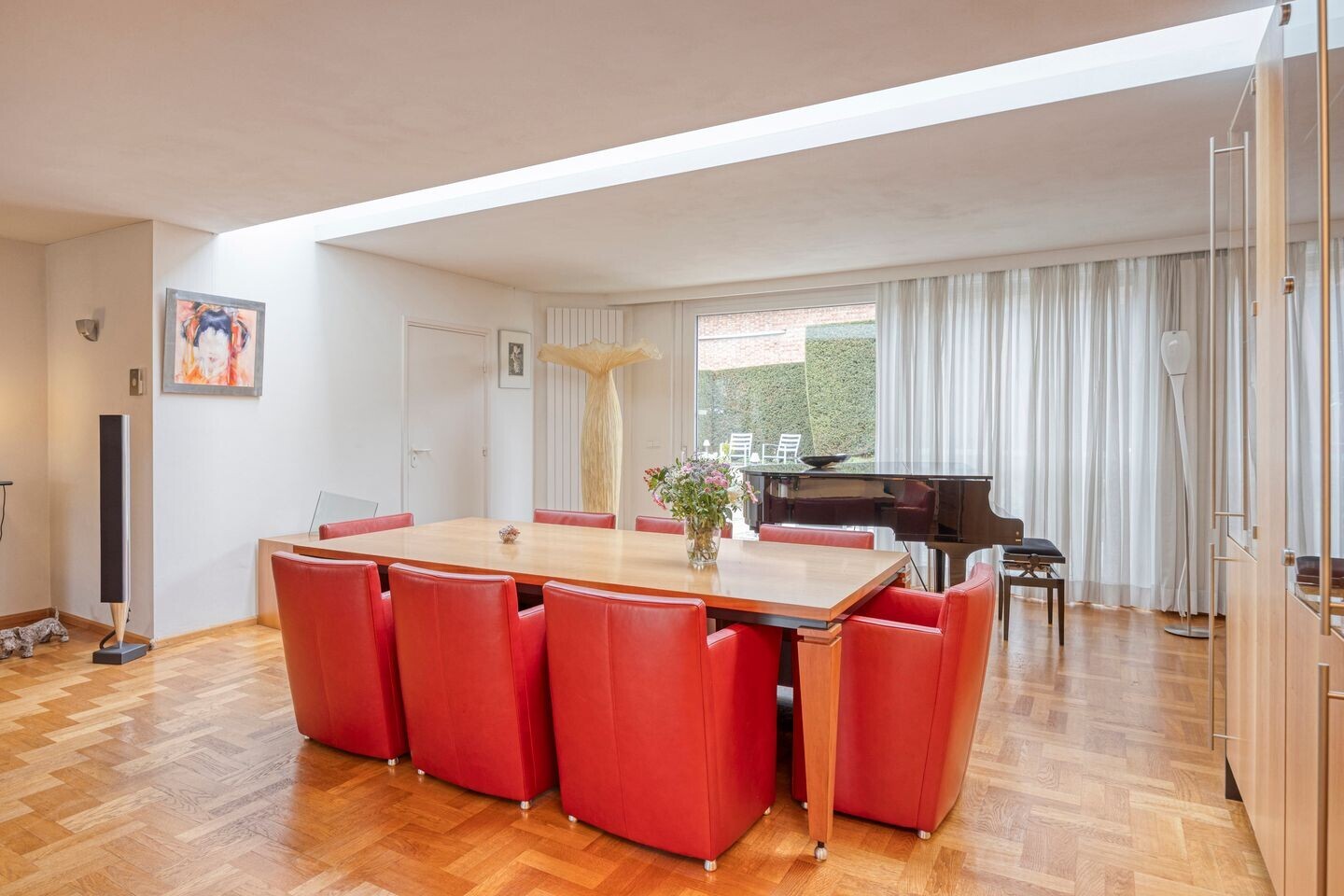 Tussenwoning te koop: Emilionlaan 52, Maastricht