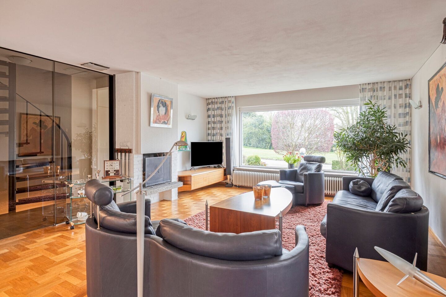 Tussenwoning te koop: Emilionlaan 52, Maastricht