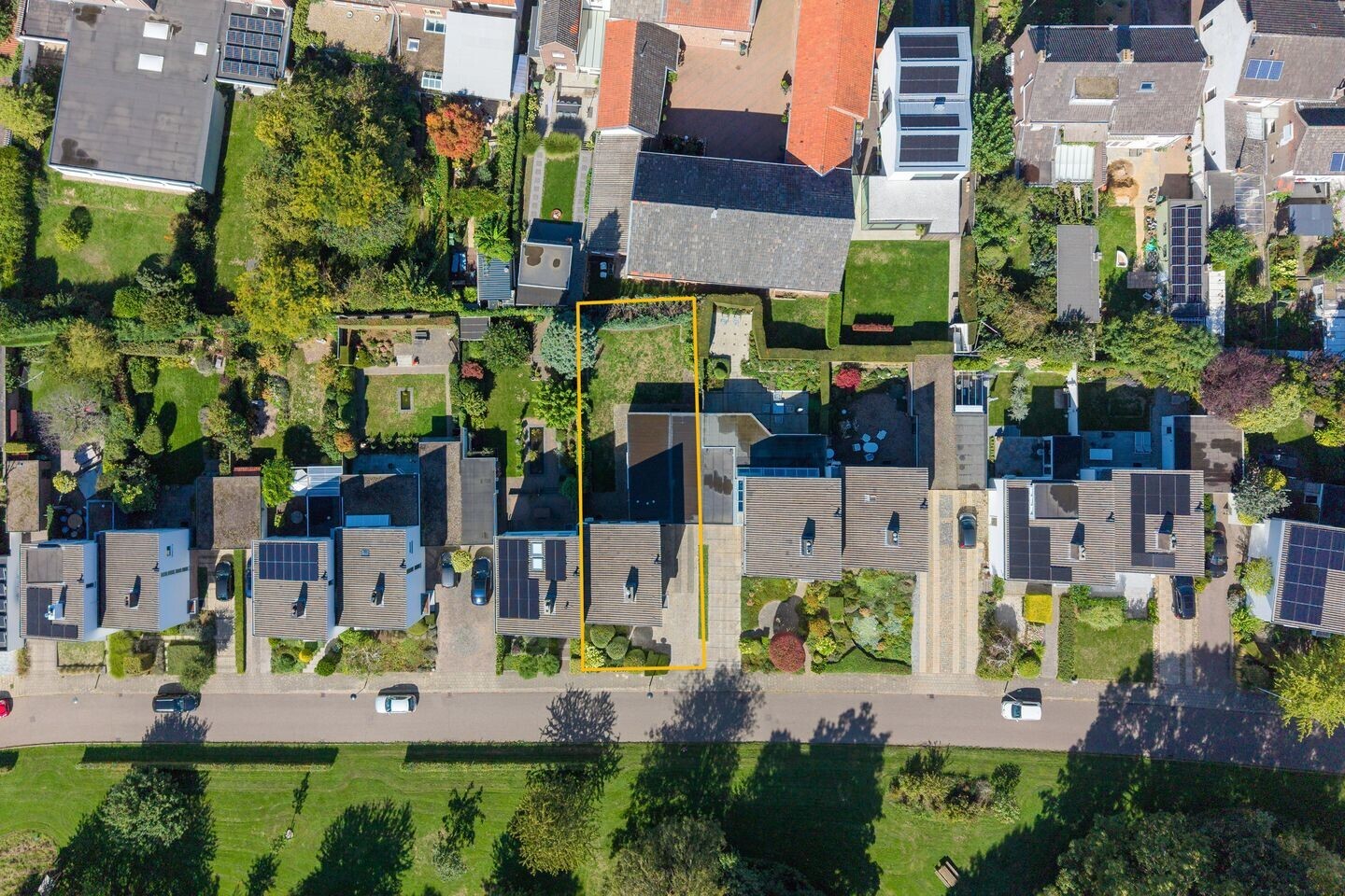 Tussenwoning te koop: Emilionlaan 54, Maastricht