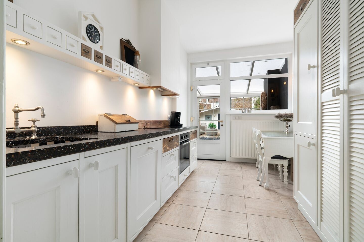 Tussenwoning te koop: Volksplein 21, Maastricht
