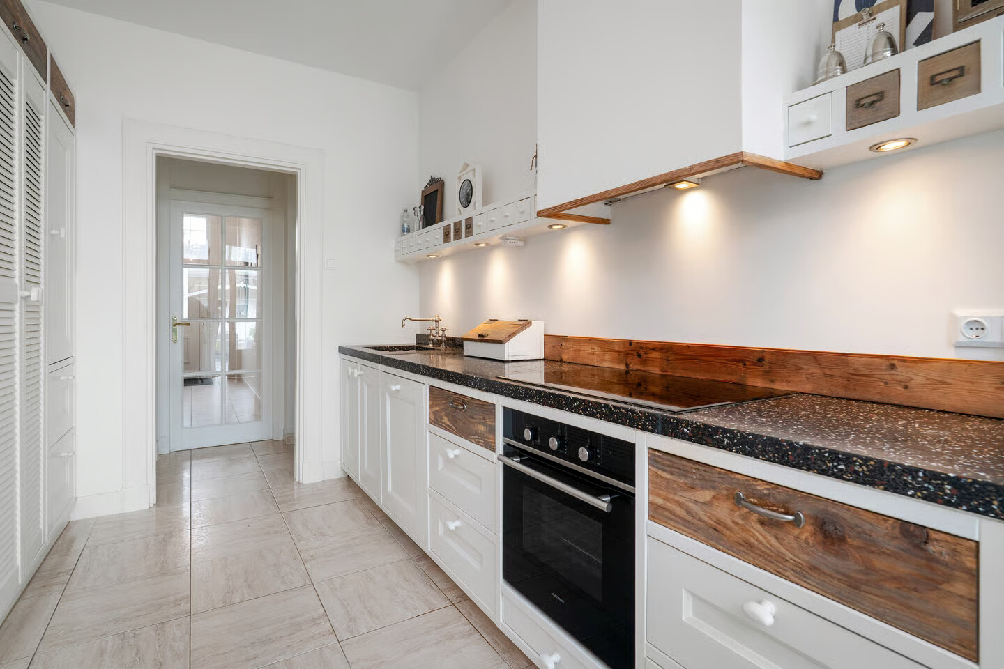Tussenwoning te koop: Volksplein 21, Maastricht