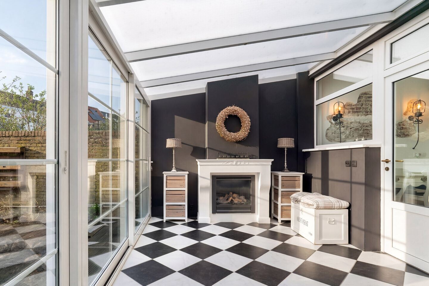 Tussenwoning te koop: Volksplein 21, Maastricht