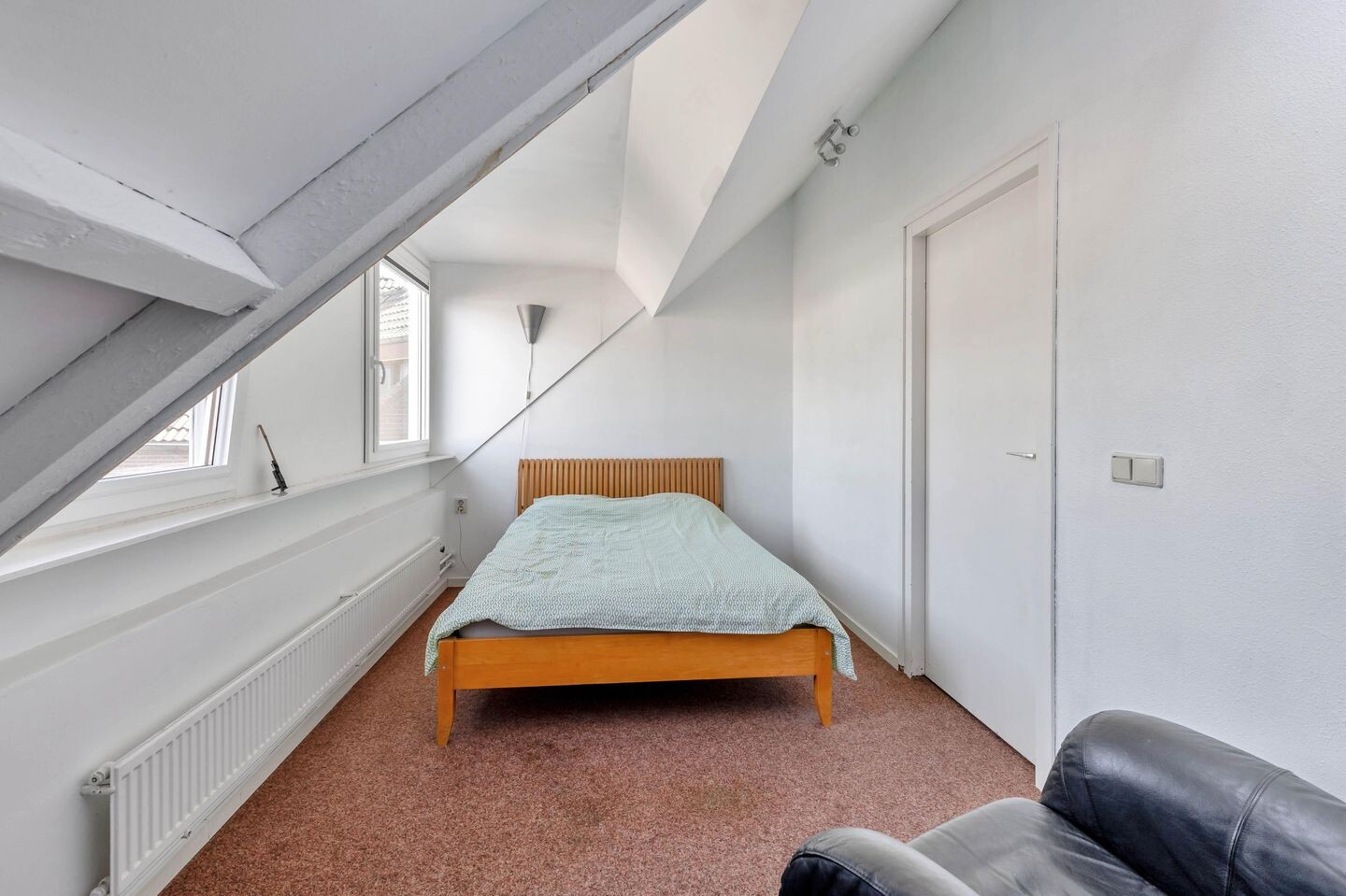 Tussenwoning te koop: Titanenhof 4, Maastricht