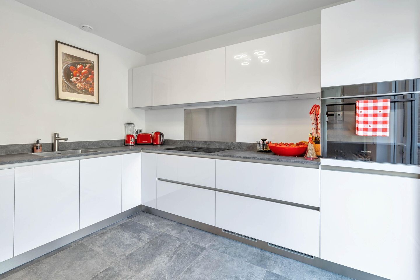 Tussenwoning te koop: Titanenhof 4, Maastricht