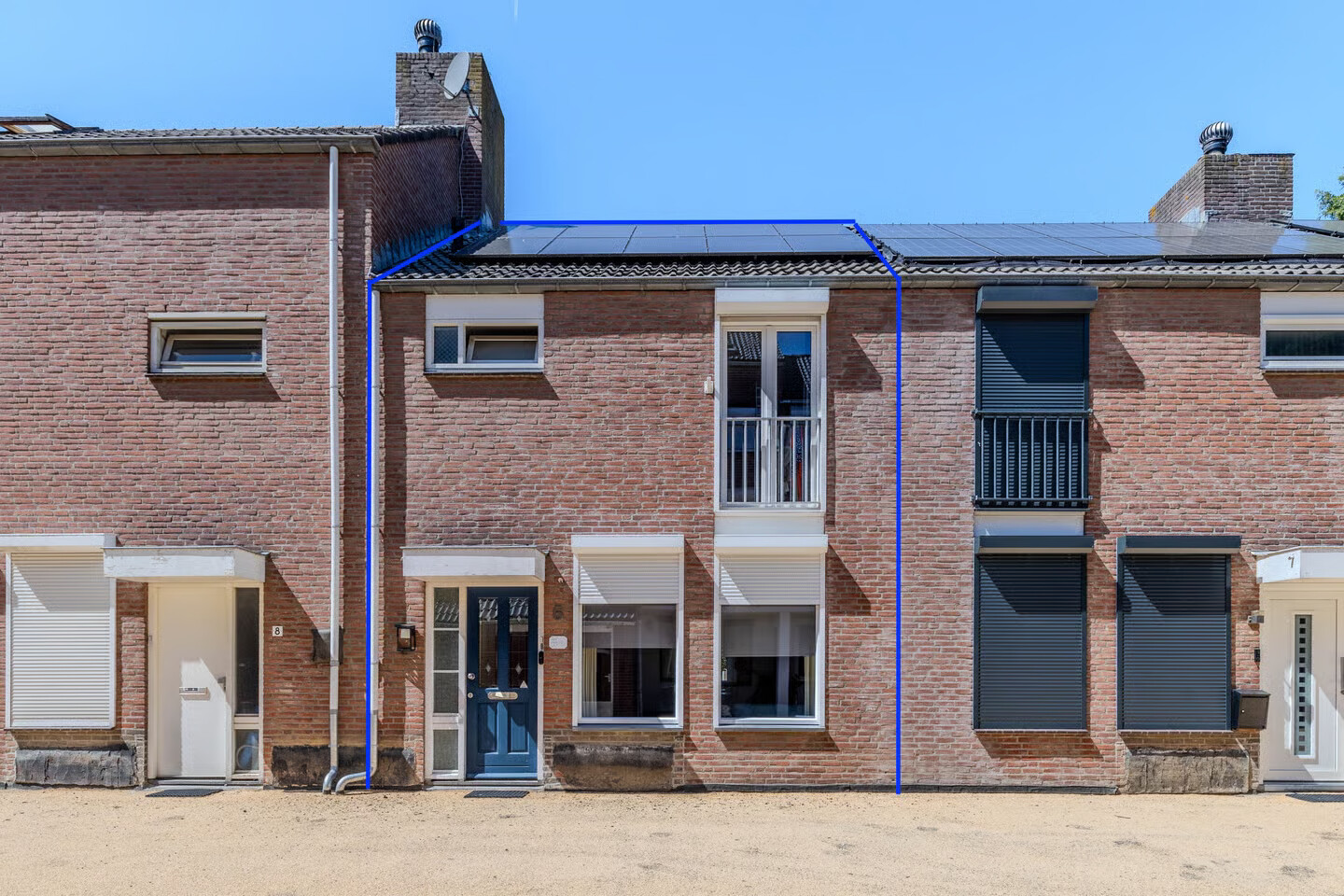 Tussenwoning te koop: Ovidiushof 6, Maastricht