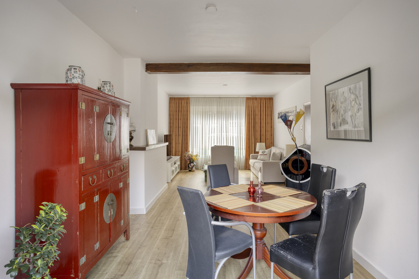 Tussenwoning te koop: Holsteinbastion 25, Maastricht
