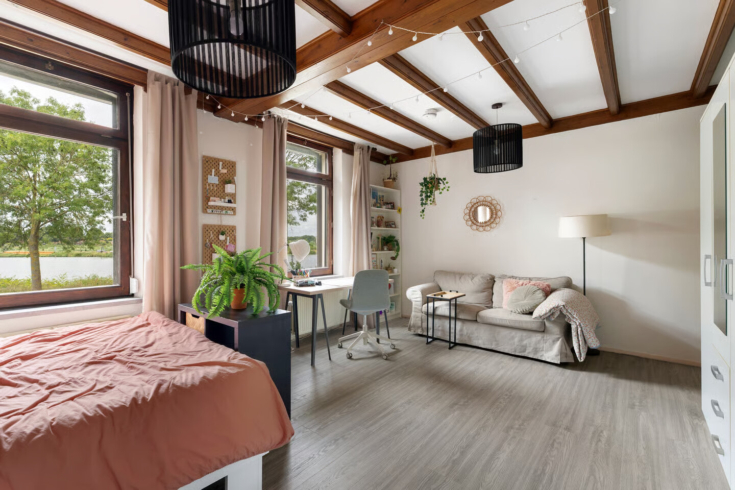 Hoekwoning te koop: Borgharenweg 11, Maastricht