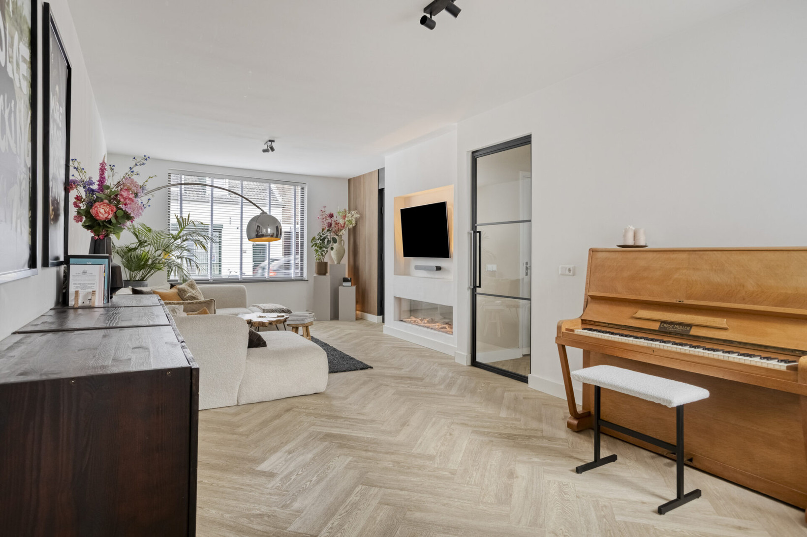 Tussenwoning te koop: Dolmansstraat 31, Maastricht