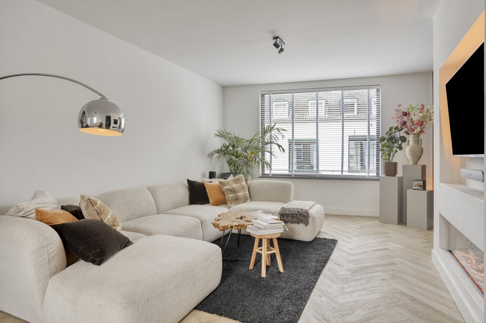 Tussenwoning te koop: Dolmansstraat 31, Maastricht