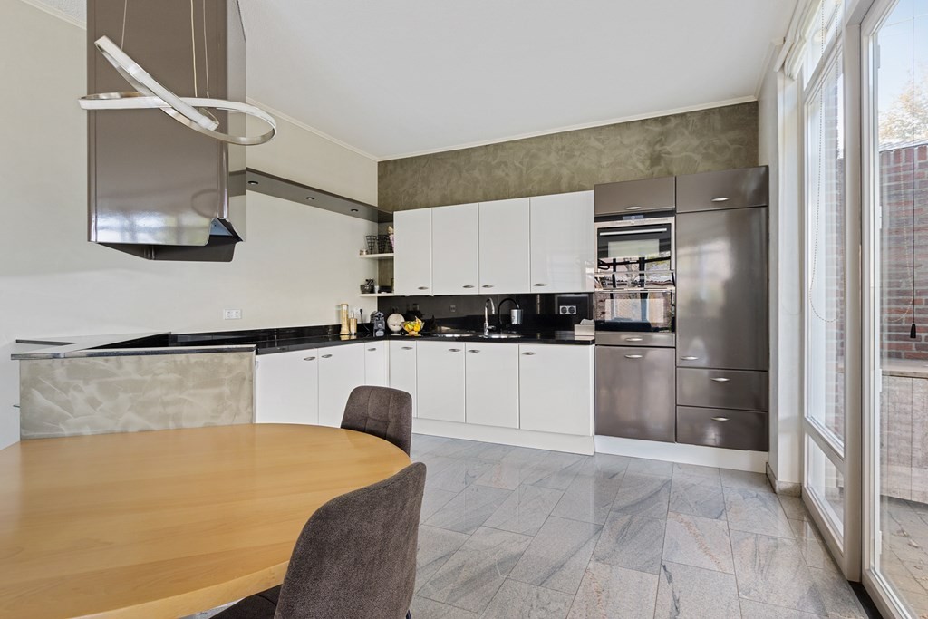 Hoekwoning te koop: Schoolstraat 33, Maastricht