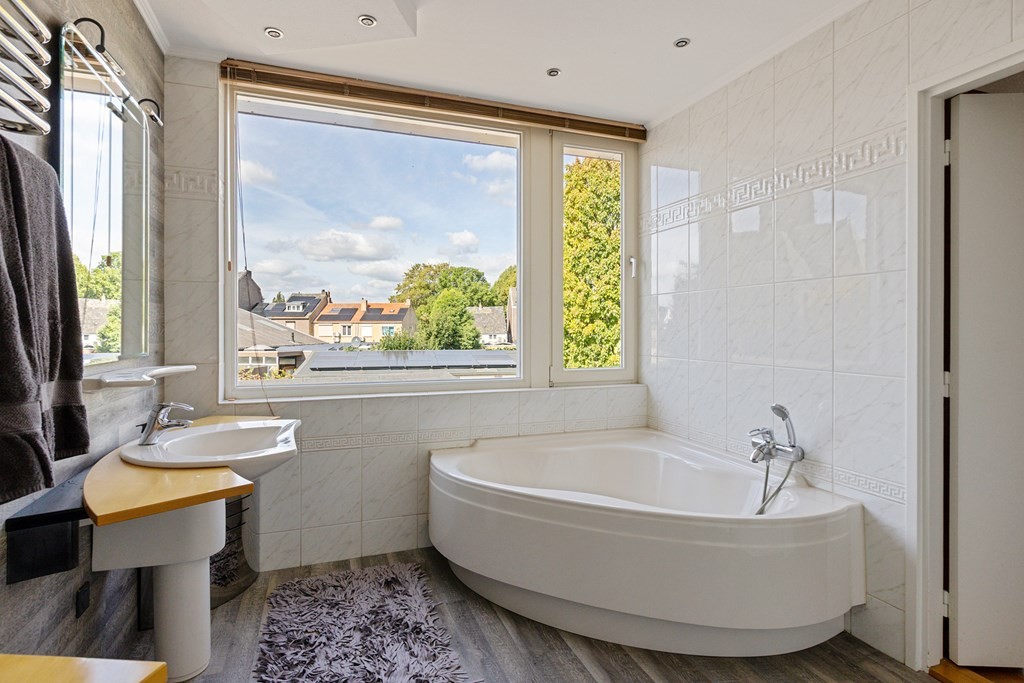 Hoekwoning te koop: Schoolstraat 33, Maastricht