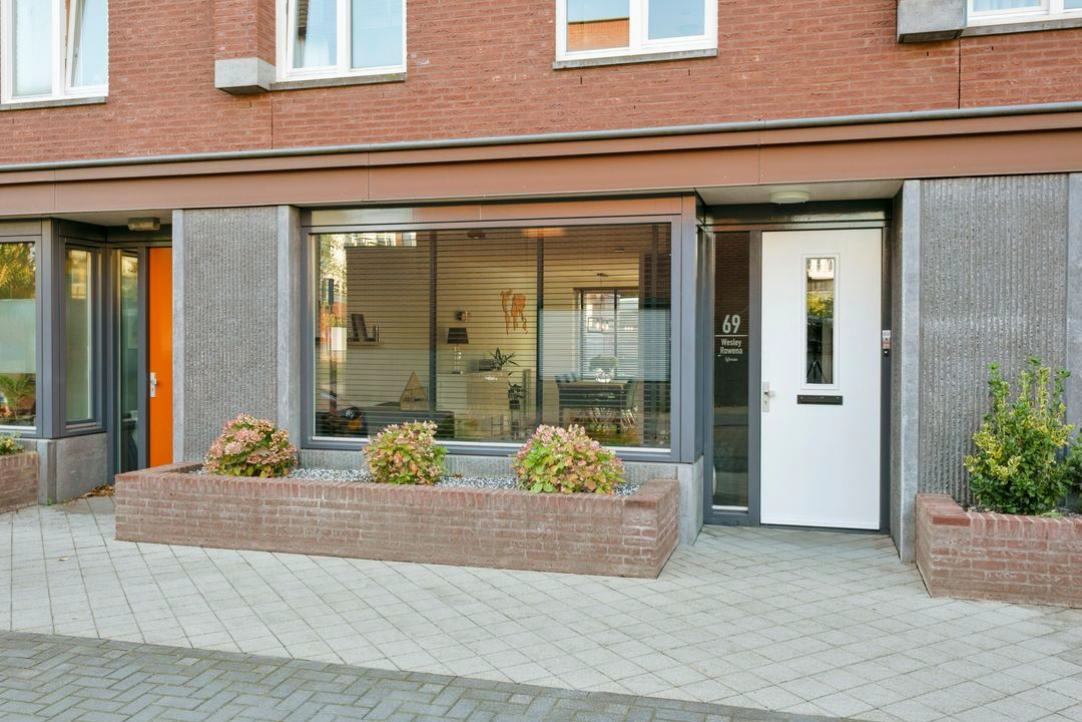 Tussenwoning te koop: Marconistraat 69, Maastricht