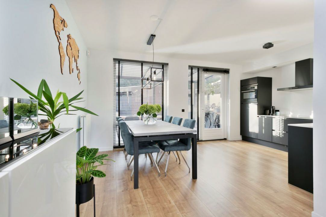 Tussenwoning te koop: Marconistraat 69, Maastricht