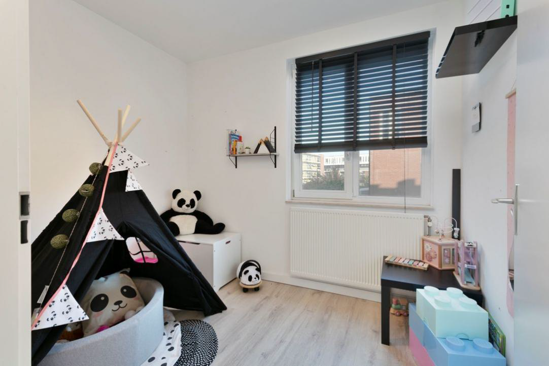 Tussenwoning te koop: Marconistraat 69, Maastricht