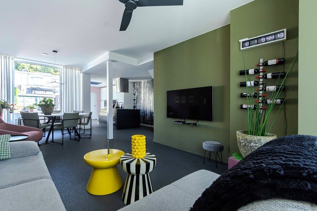 Tussenwoning te koop: Hélène Schoenmaeckersstraat 13, Maastricht