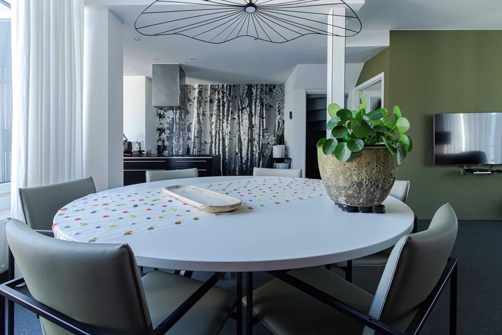 Tussenwoning te koop: Hélène Schoenmaeckersstraat 13, Maastricht