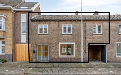 Dorpstraat 105