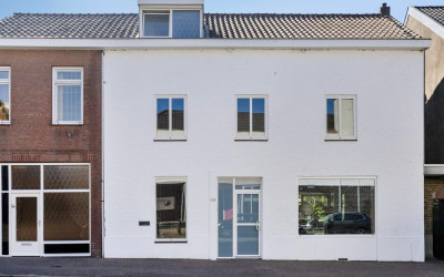 Dorpstraat 46