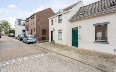 Hovenstraat 15