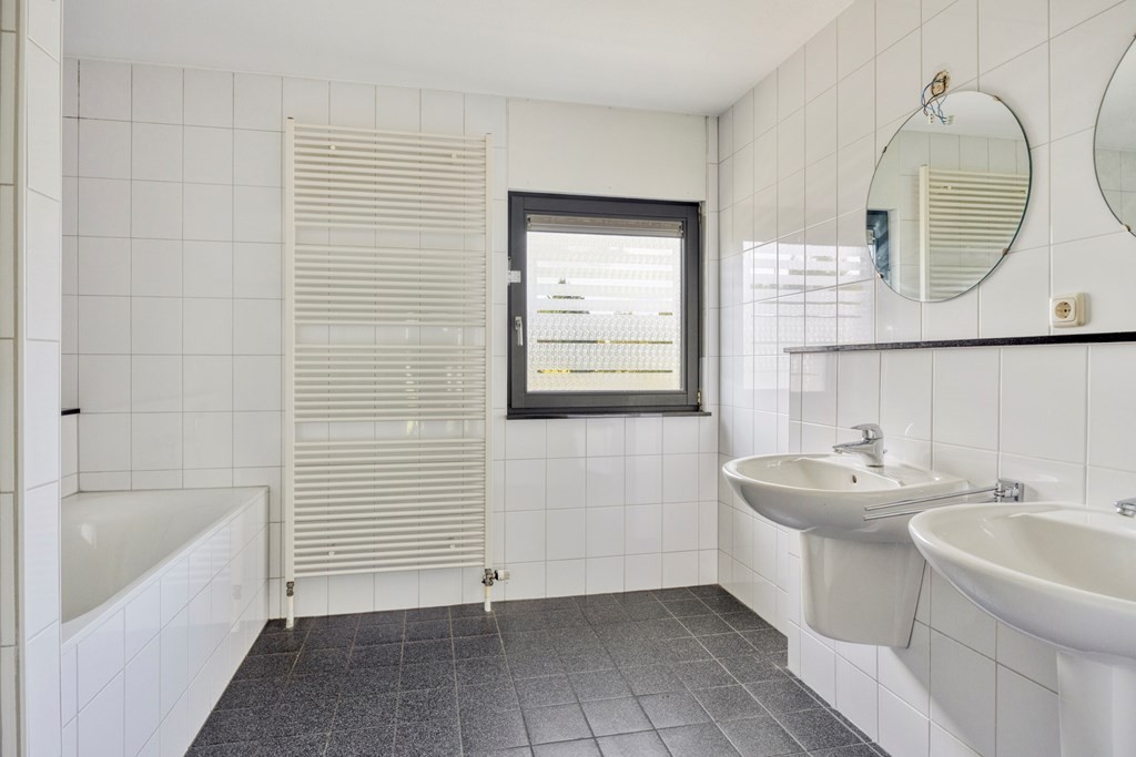 Tussenwoning te koop: Savelsbosch 66, Maastricht