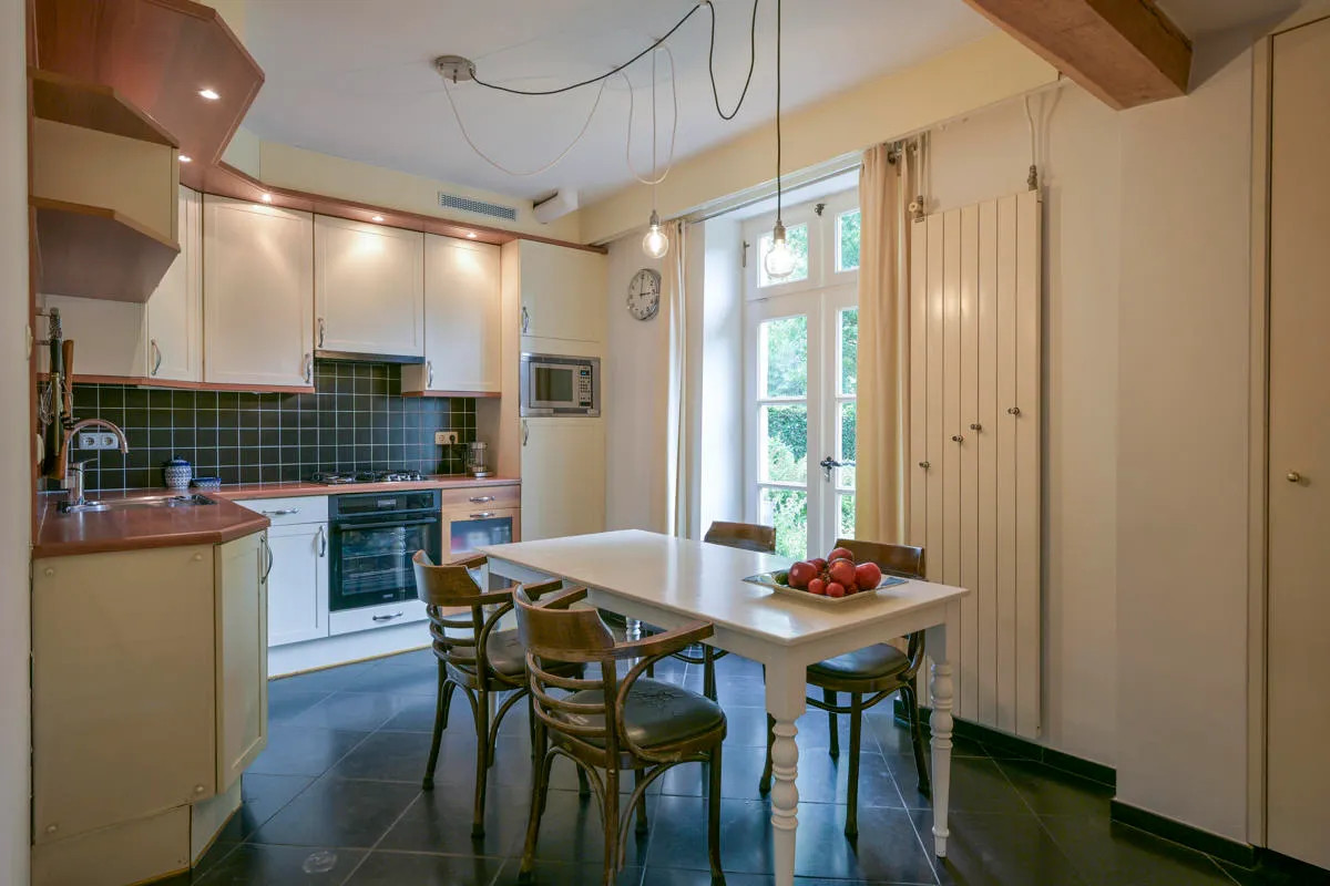 Hoekwoning te koop: Tussen de Bruggen 6, Meerssen