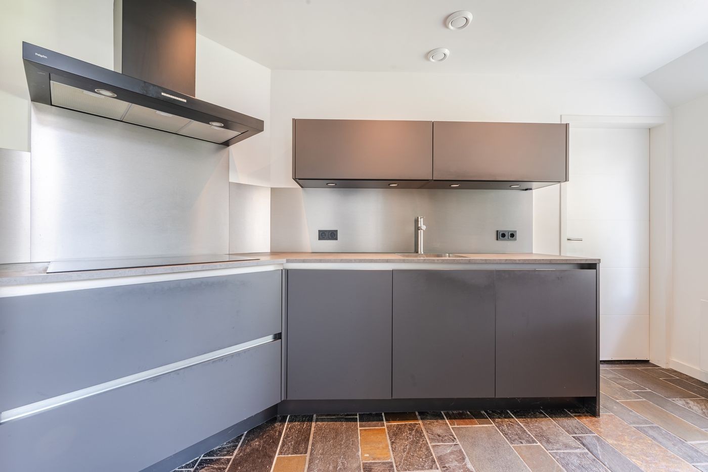 Twee-onder-één-kap te koop: Proost de Beaufortstraat 51, Meerssen