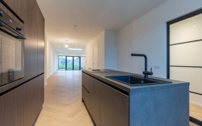 Cazenderstraat 8