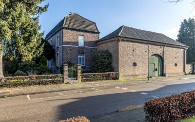 Dorpstraat 45