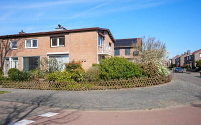 Mevrouw van. 31-A
