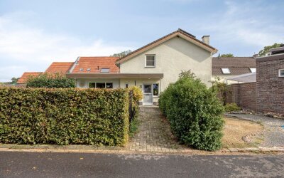 Huis te koop Aan de Maas 12-B