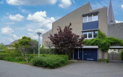 von Geusauplein 13