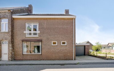 Emmastraat 11