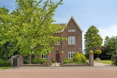 Spoorstraat 2