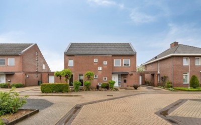 Pastoor Starmansstraat 14
