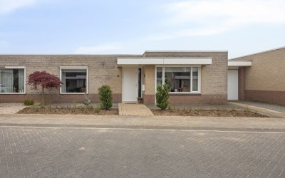 Aan het bee. 3