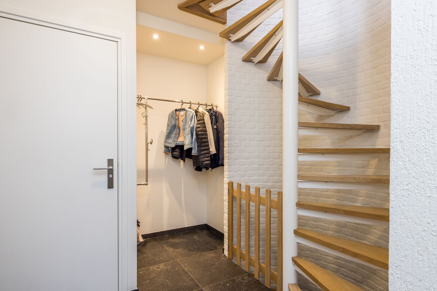 Twee-onder-één-kap te koop: Brede Hoolstraat 16, Reijmerstok