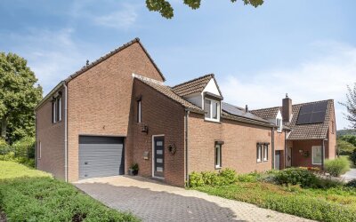 Burg. Mr W.J.Merckelbachlaan 1