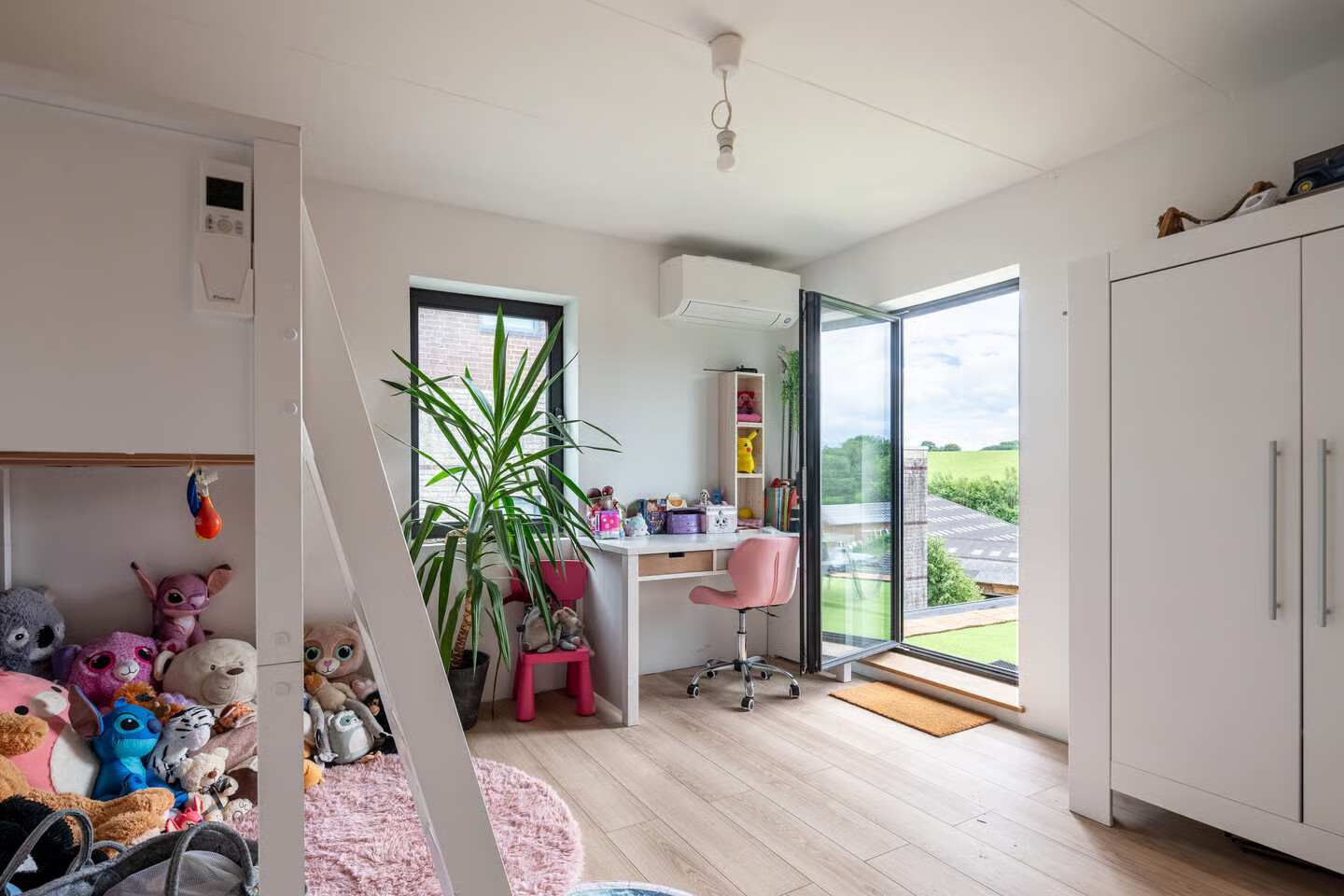 Vrijstaande woning te koop: Nieuweweg 202, Valkenburg
