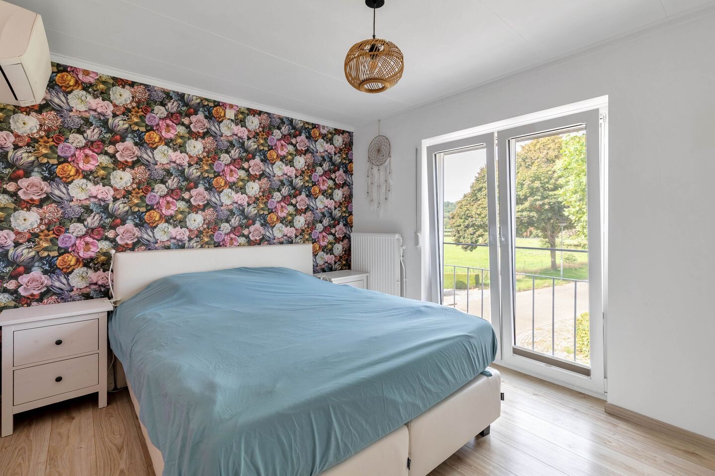 Hoekwoning te koop: Sint Gerlachplein 2, Valkenburg