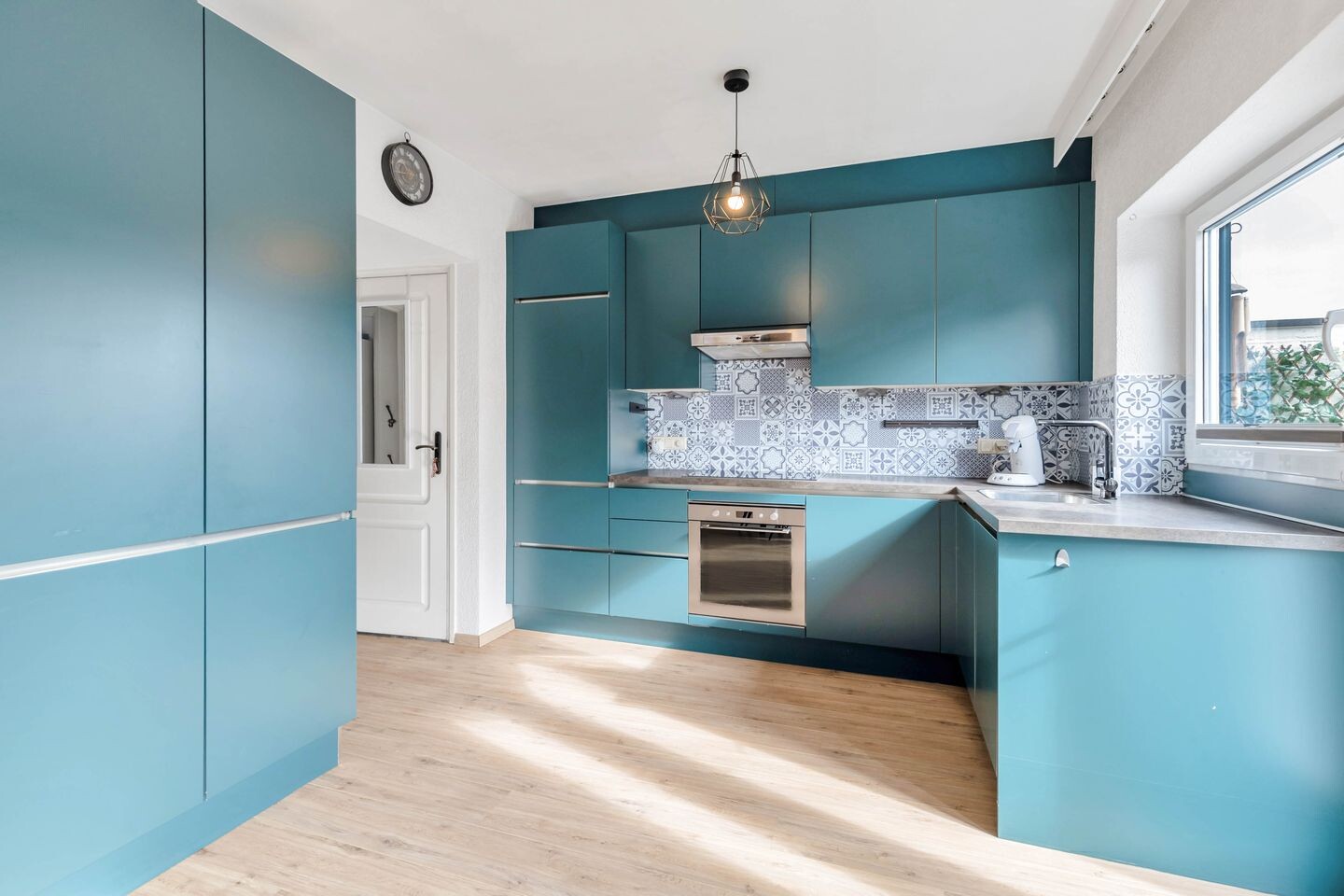 Hoekwoning te koop: Sint Gerlachplein 2, Valkenburg