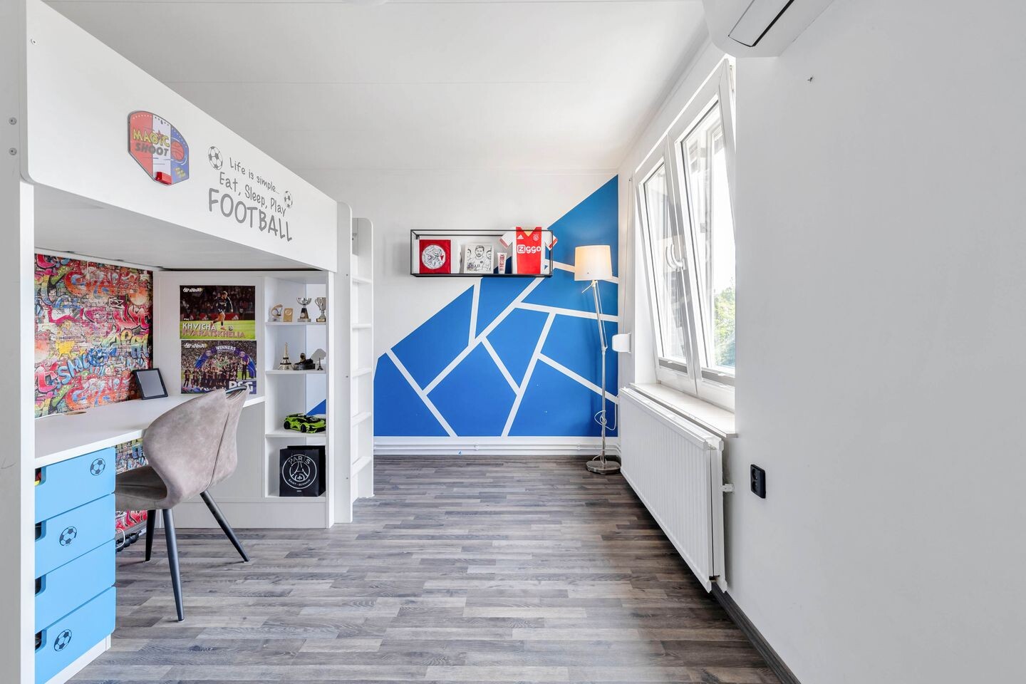 Hoekwoning te koop: Sint Gerlachplein 2, Valkenburg