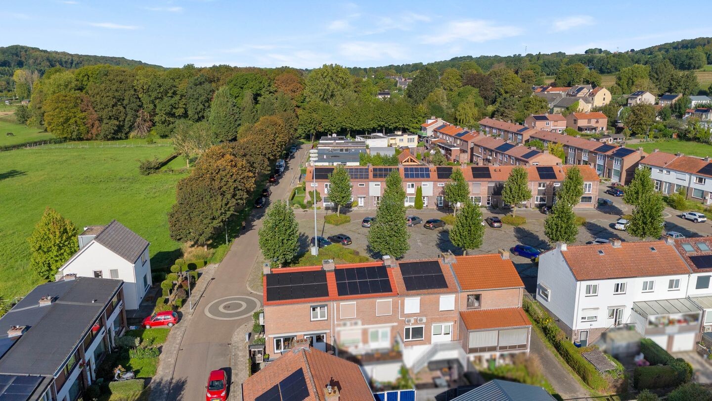 Hoekwoning te koop: Sint Gerlachplein 2, Valkenburg