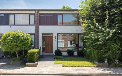 Pastoor Ribberghstraat 3