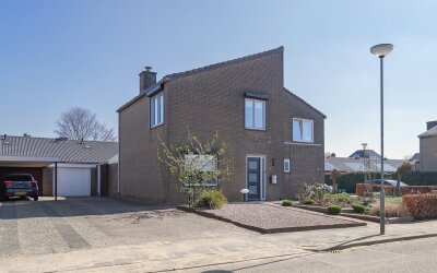 Burgemeester Muijtersstraat 16
